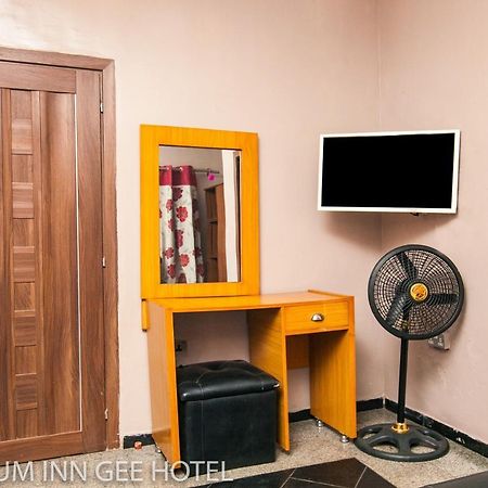 Platinum Inn Gee Hotel Suru Lere Eksteriør billede