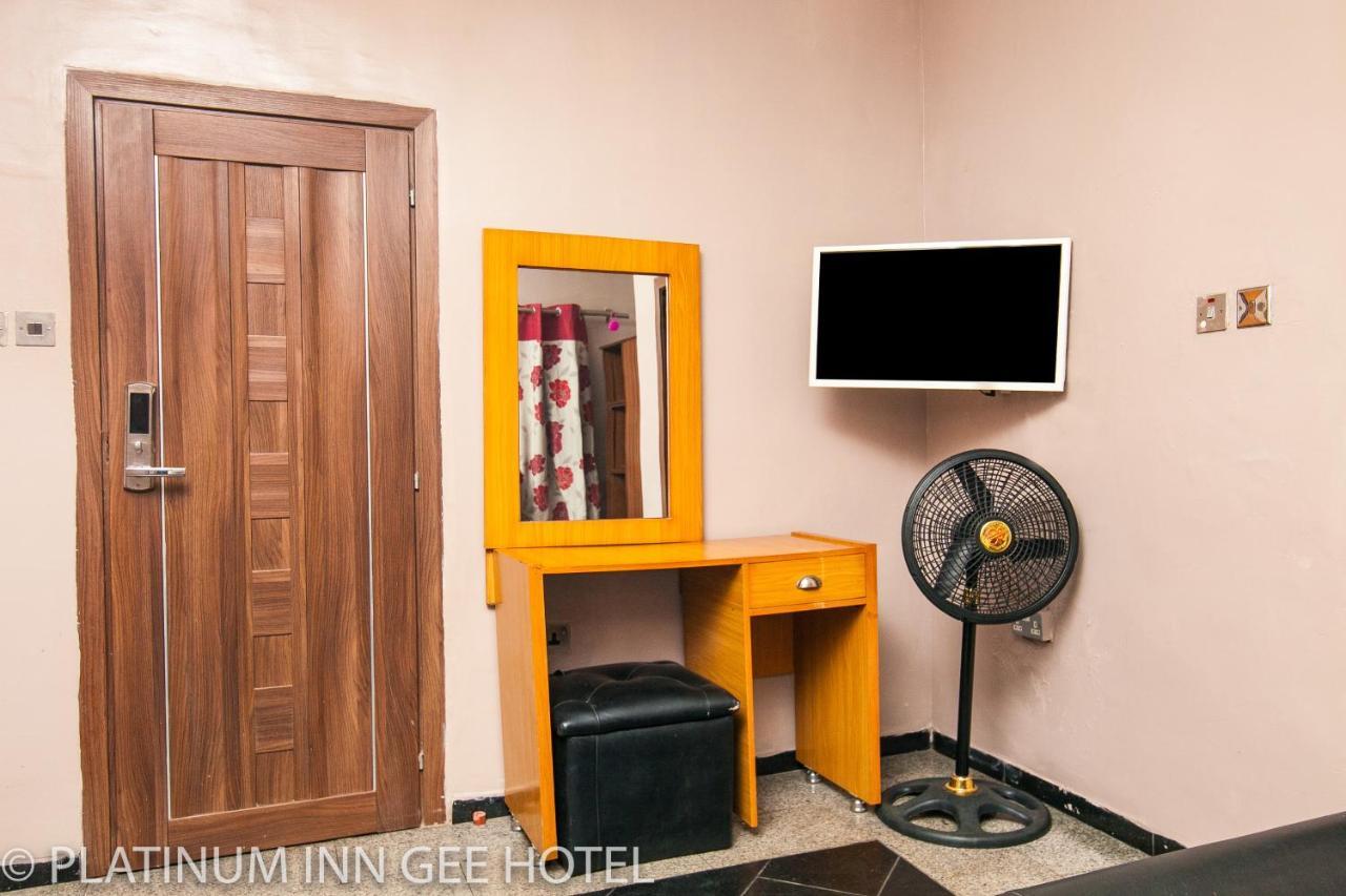 Platinum Inn Gee Hotel Suru Lere Eksteriør billede