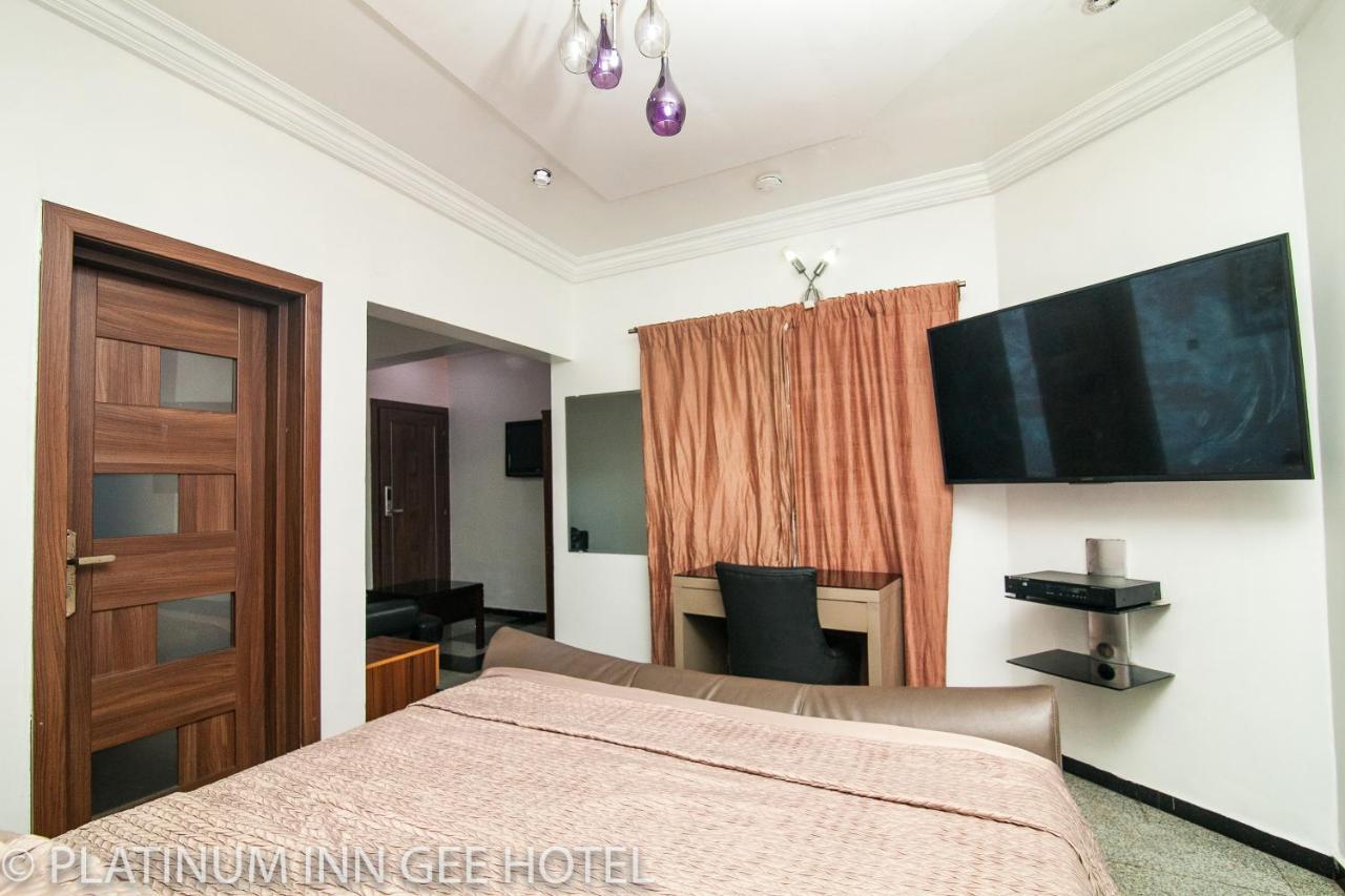 Platinum Inn Gee Hotel Suru Lere Eksteriør billede