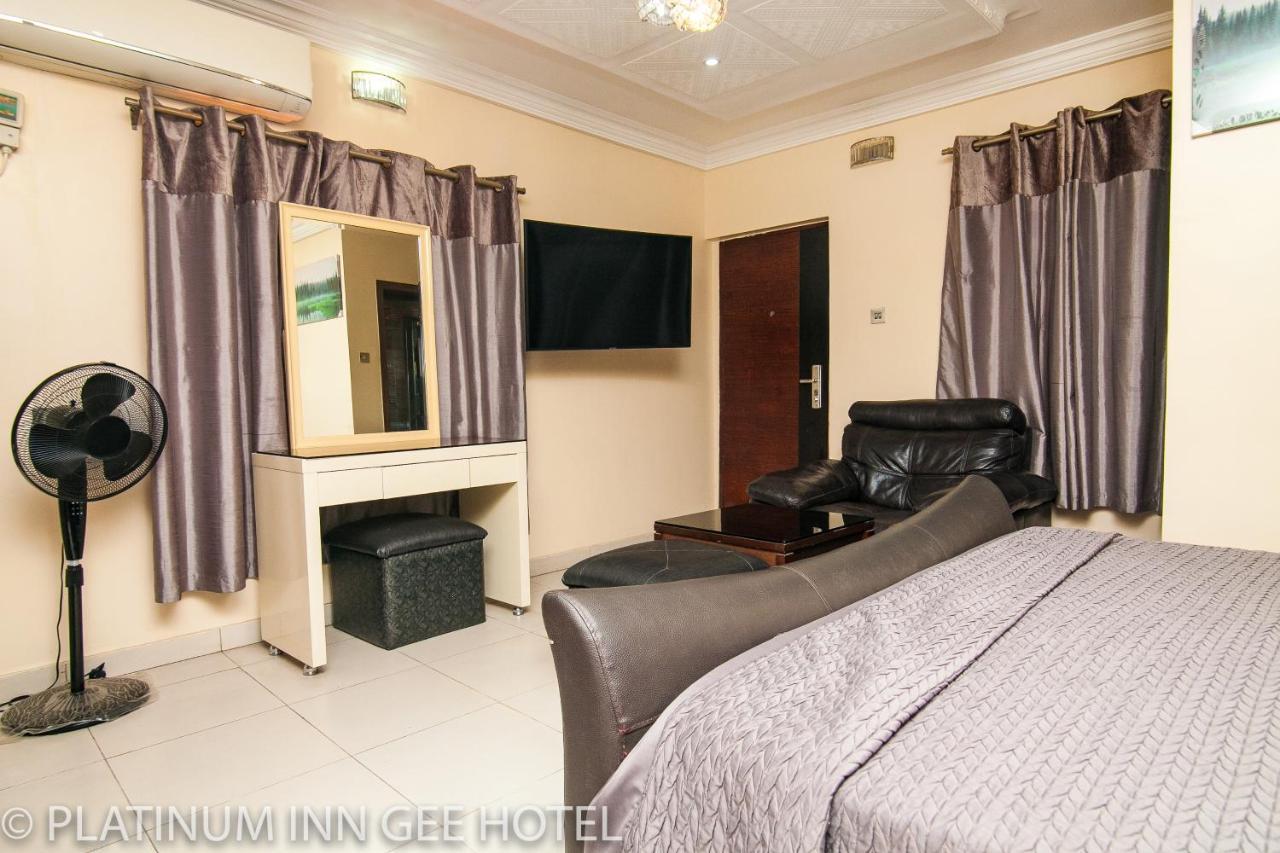 Platinum Inn Gee Hotel Suru Lere Eksteriør billede