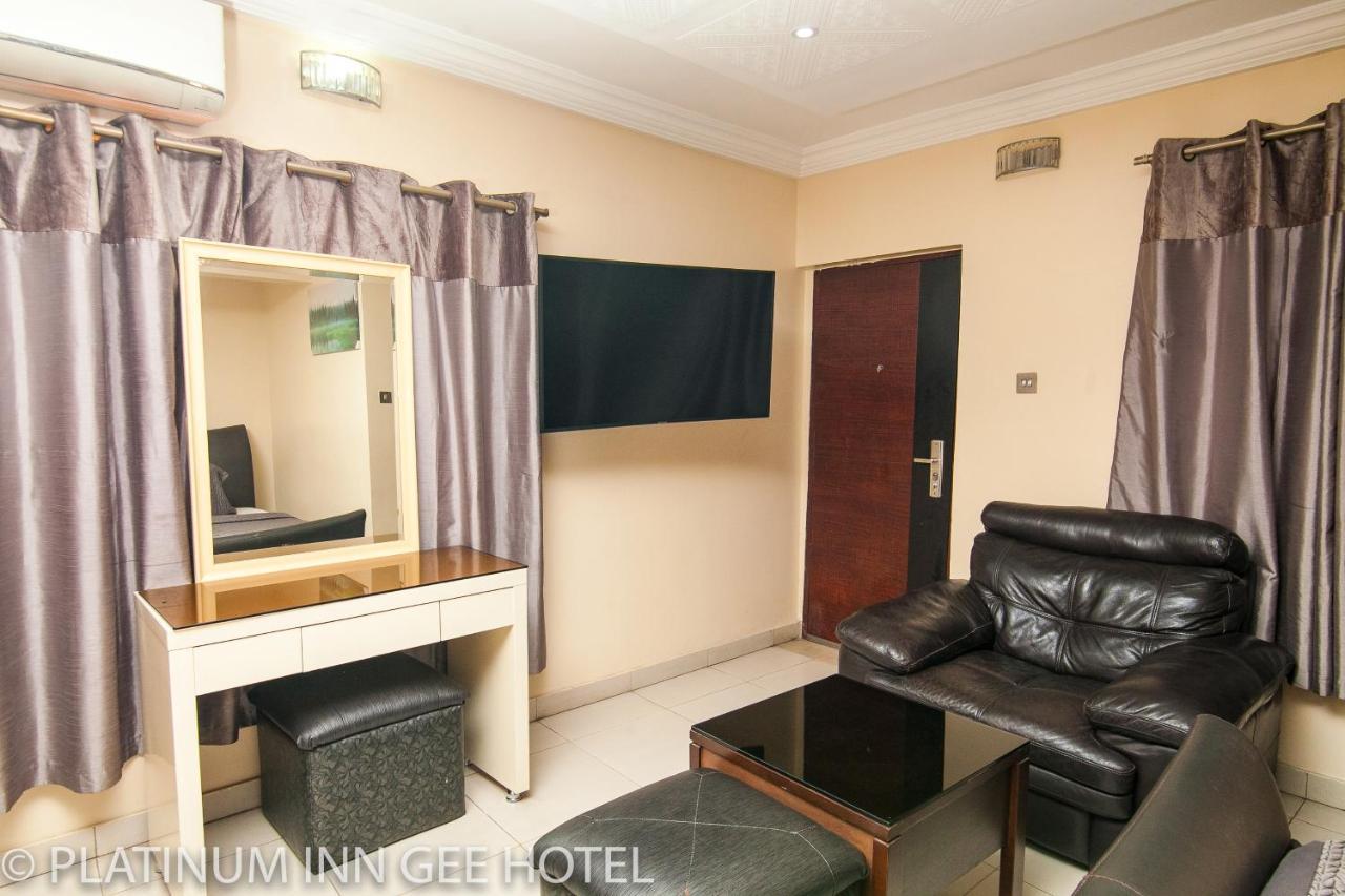 Platinum Inn Gee Hotel Suru Lere Eksteriør billede