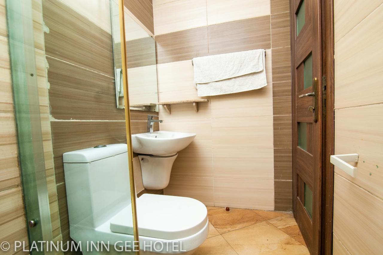 Platinum Inn Gee Hotel Suru Lere Eksteriør billede