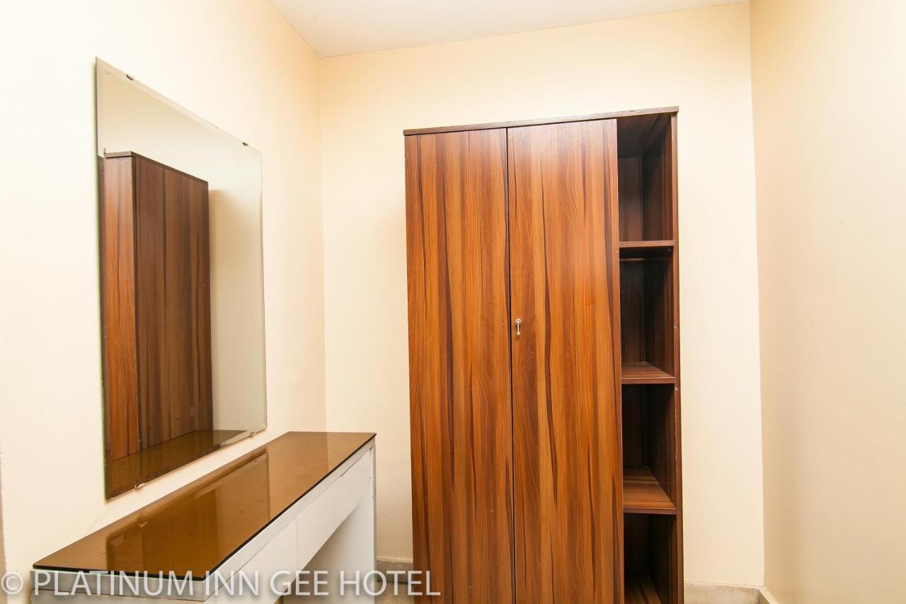 Platinum Inn Gee Hotel Suru Lere Eksteriør billede